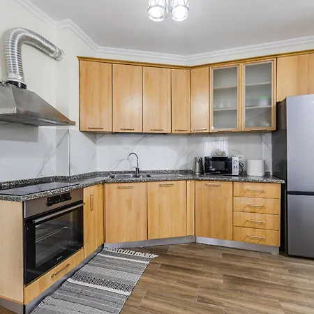 Casa Libre - 2br In * Durrës