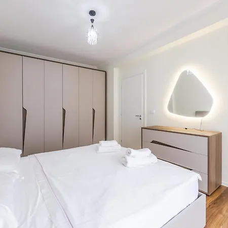 Casa Libre - 2br In * Durrës